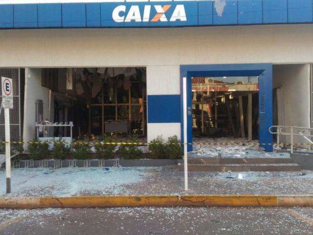 Banco foi roubado e destru&iacute;do em a&ccedil;&atilde;o que durou apenas dois minutos 
