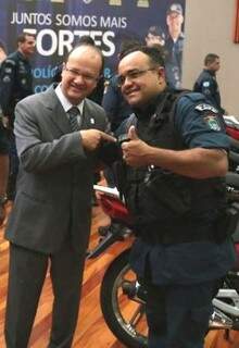 Depois do bi, Cabo da PM já sonha com tri no prêmio de quem mais prende Depois do bi, Cabo da PM já sonha com tri no prêmio de quem mais prende