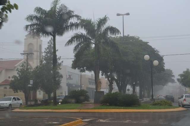 Frente fria deixa clima ameno at&eacute; sexta-feira em todo o interior