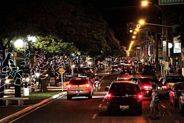 Crise faz 70% das prefeituras cancelaram eventos natalinos em MS