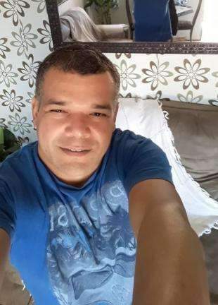Procurado, homem comeu bolo com leite antes de estuprar 2 adolescentes