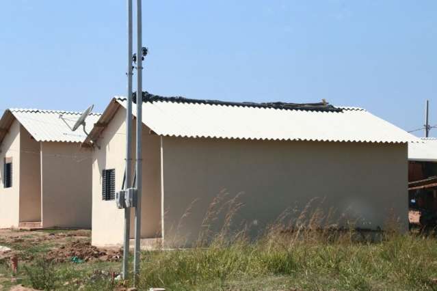 ONG &lsquo;sem teto&rsquo; reaparece e realiza reparos em casas no Vespasiano Martins