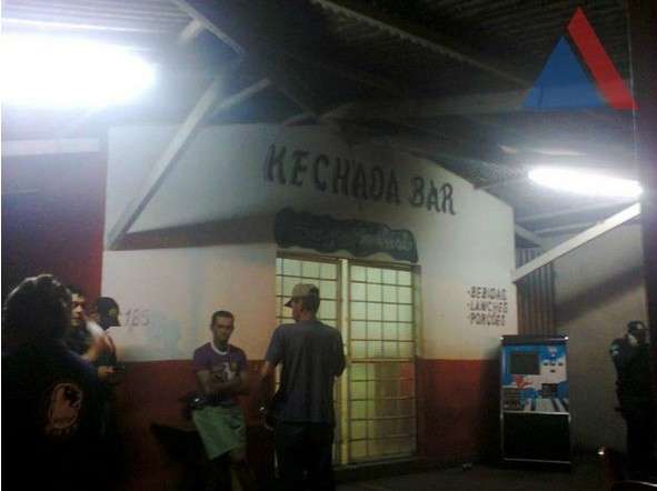 Pol&iacute;cia n&atilde;o tem pistas de dupla que executou dono de bar