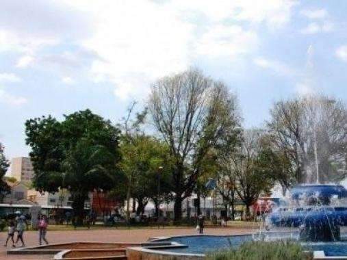 Homem de 54 anos &eacute; encontrado morto no banheiro da Pra&ccedil;a Ary Coelho 
