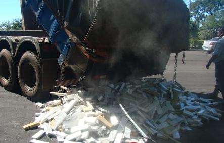 Juiz manda soltar traficante preso com 1 tonelada de maconha em MS