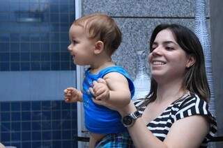  Janine Cruz de Oliveira Lima está requerendo cidadania para si e para o filho.