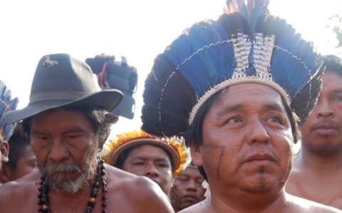 Em véspera de reunião em Brasília, índios protestam em Sidrolândia 