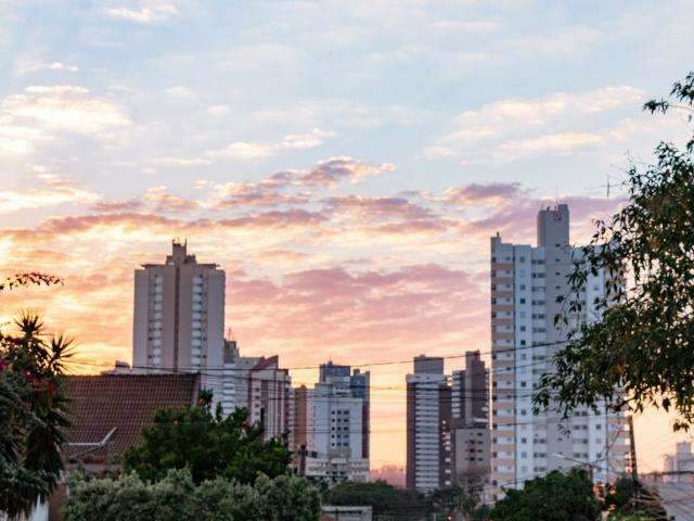 No &uacute;ltimo dia do outono, term&ocirc;metros poder&atilde;o marcar at&eacute; 33&deg;C em MS