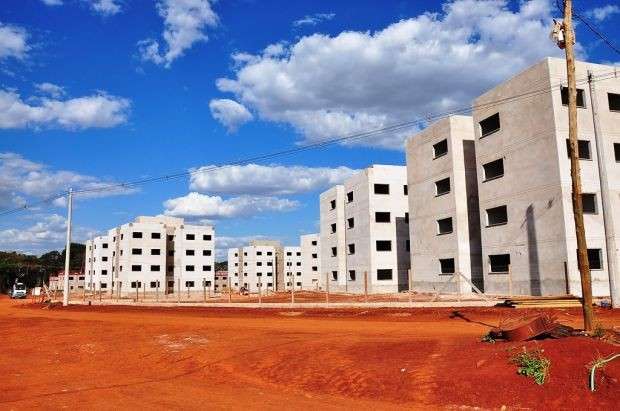 Prefeitura convoca 279 fam&iacute;lias e far&aacute; sorteio complementar de apartamentos