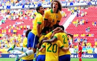 Brasil jogou em ritmo de treino neste sábado (foto: Globoesporte)