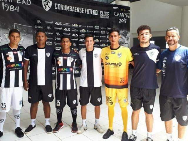 Corumbaense apresenta uniforme e jogadores para a temporada 2019