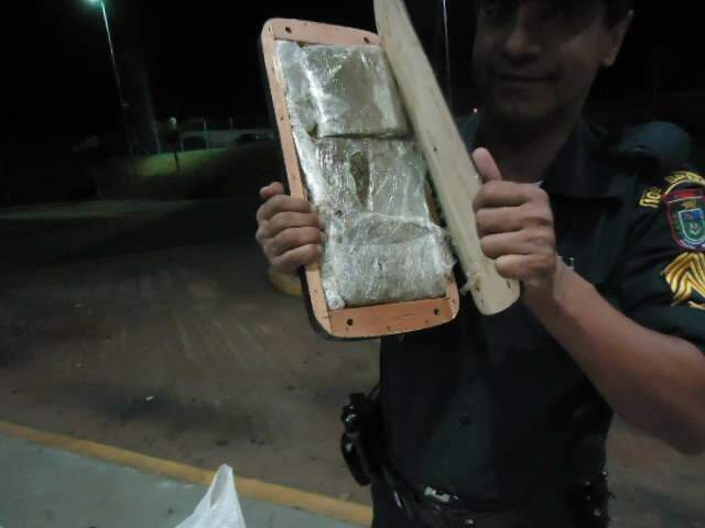  Dupla transportava 125 Kg de maconha em balan&ccedil;os infantis