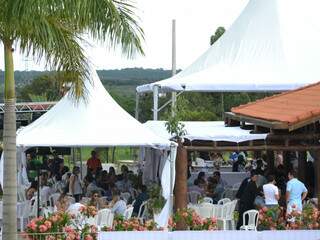 Festa teve 650 convidados. Hoje, convite custava R$ 120. (Foto: Minamar Júnior)