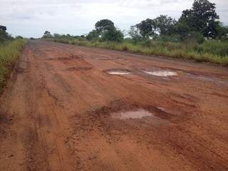 Trechos da rodovias estão intransitáveis, segundo pecuarista da região ( (Foto: Assessoria de Imprensa/ Prefeitura Municipal de Figueirão)