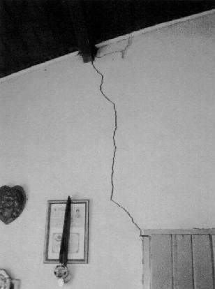  Sonorizadores provocam rachaduras em casas no Assentamento Itamarati