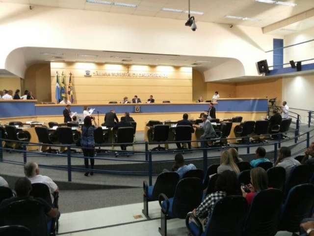 Para cobrar Executivo, vereadores suspendem sess&otilde;es comunit&aacute;rias