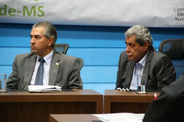 Confer&ecirc;ncia sobre demarca&ccedil;&atilde;o de terras re&uacute;ne produtores, pol&iacute;ticos e ind&iacute;genas 