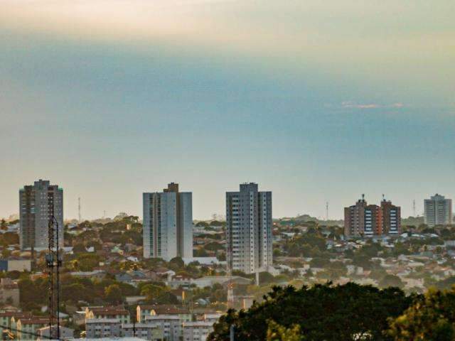 Domingo começa com céu claro e temperaturas em elevação no Estado