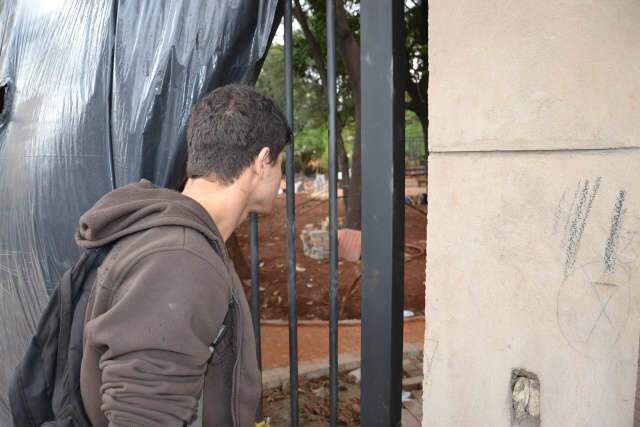  Prestes a ser reinaugurada, Pra&ccedil;a Ary Coelho gera curiosidade e lembran&ccedil;as
