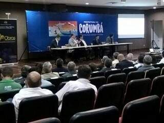 Seminário em Corumbá discutiu implantação de corredor modal rumo ao porto de Santos. (Foto: Divulgação)