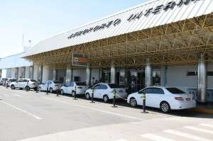 Obra de R$ 200 mil vai criar área exclusiva para táxis no aeroporto
