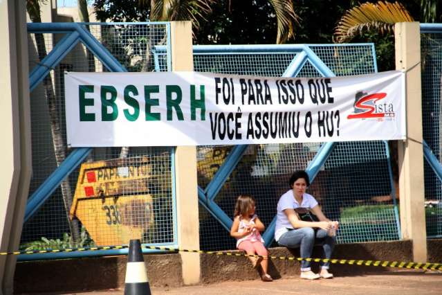 Crise no HU agrava problemas e cancela cirurgia aguardada h&aacute; 4 anos