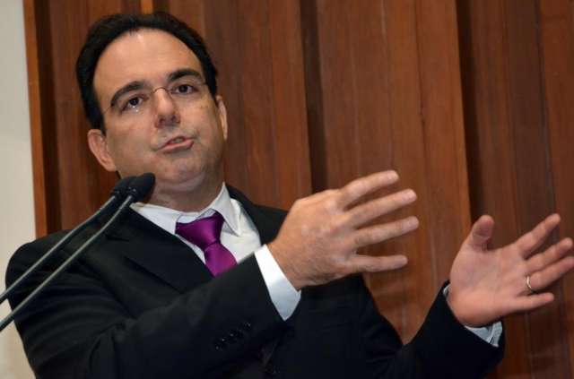 Deputado questiona aumento repentino na conta de &aacute;gua ap&oacute;s troca de hidr&ocirc;metro