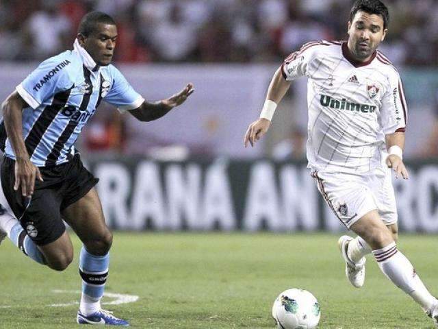 Flu empata com Gr&ecirc;mio mas segue l&iacute;der isolado do Brasileir&atilde;o 2012
