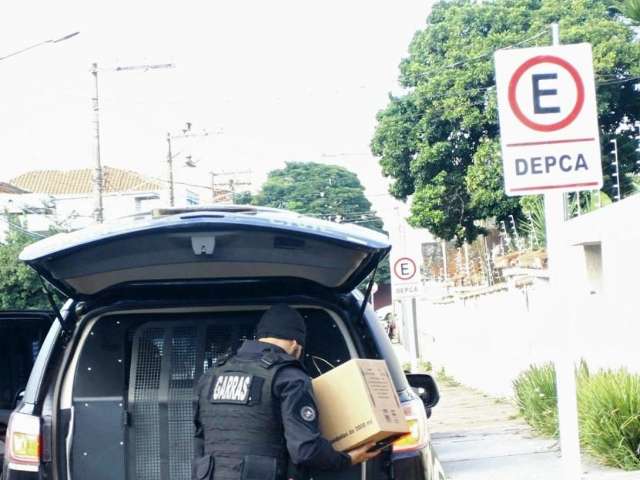 Justi&ccedil;a reconduz ao cargo policial que foi preso em opera&ccedil;&atilde;o contra pedofilia 