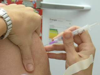 Vacinação é fortada nos postos de saúde (Foto: Minamar Júnior)