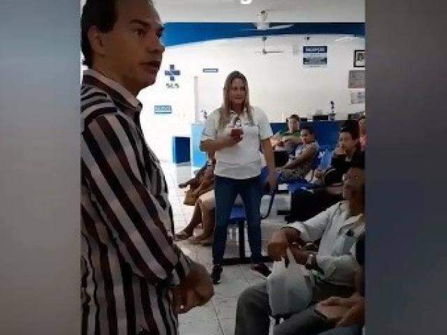 Marquinhos visita cl&iacute;nica, flagra demora e d&aacute; &ldquo;bronca&rdquo; em servidores 