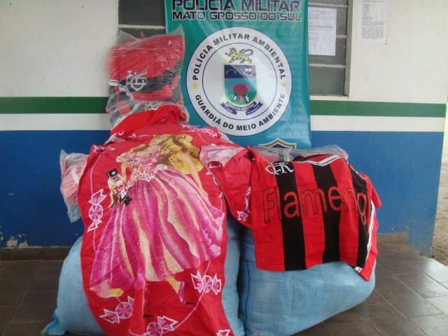  PMA apreende 180 quilos de roupas contrabandeadas da Bol&iacute;via