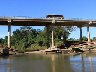 Nova estrutura de concreto foi construída sobre o Rio Santo Antônio, na rodovia MS-382.