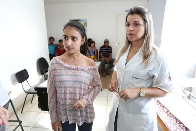 Em Jaraguari, cubanos cativam pacientes, mas fogem de entrevistas