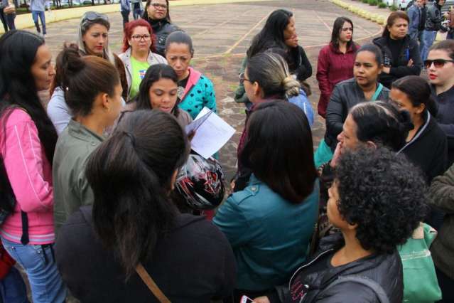 Ap&oacute;s protesto, contratados da Omep e Seleta conseguem reuni&atilde;o com Bernal