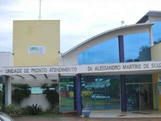 Entrada da UPA Vila Almeida, região oeste de Campo Grande. (Foto: Alcides Neto/Arquivo).