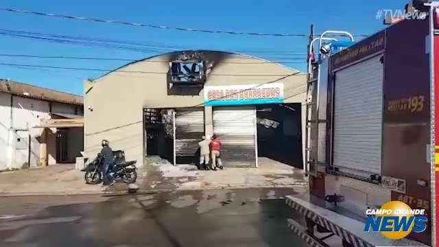 Ap&oacute;s inc&ecirc;ndio em loja no Centro, bombeiros fazem alerta sobre preven&ccedil;&atilde;o