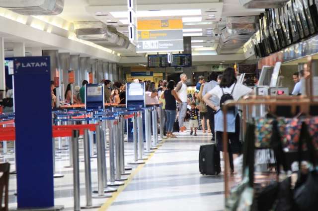 No feriado, 21,3 mil passageiros devem passar pelo Aeroporto da Capital