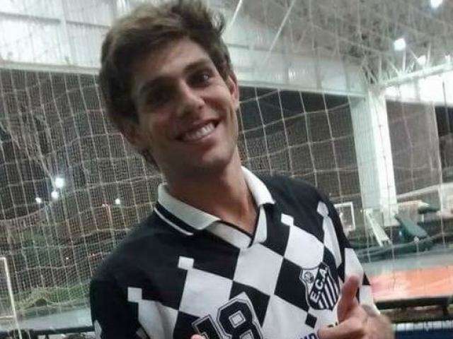 &quot;Estranha&quot; v&ecirc; briga entre casal, interfere e acaba matando rapaz