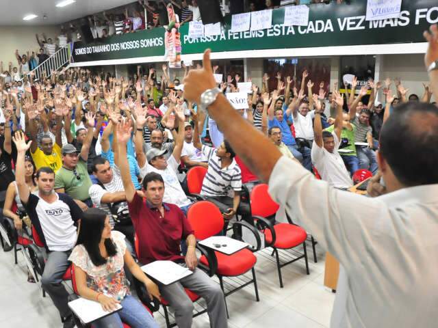  Policiais militares rejeitam proposta e mant&eacute;m a "toler&acirc;ncia zero" 