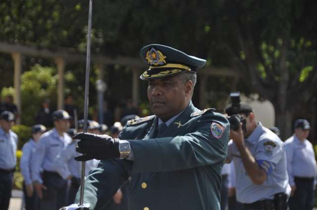 Ap&oacute;s pris&atilde;o de policiais militares, comando d&aacute; pux&atilde;o de orelha na tropa 