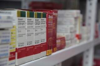 Algumas farmácias pretendem segurar o reajuste até a semana que vem (Foto: Marcos Ermínio)