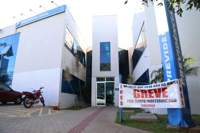 M&eacute;dicos do INSS aderem &agrave; greve na ter&ccedil;a e podem prejudicar 240 por dia