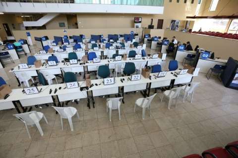 Justiça Eleitoral faz plantão no fim de semana à espera de 4 mil eleitores 