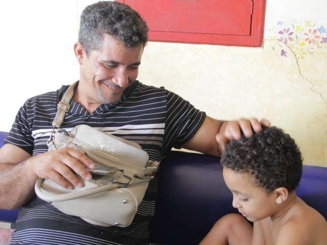 Parto dentro de loja emociona pais e clientes, beb&ecirc; passa bem