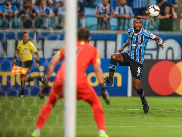 Libertad faz 1 a 0 sobre o Gr&ecirc;mio e assume lideran&ccedil;a do grupo H