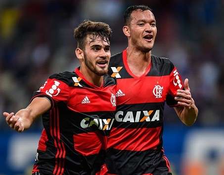 Flamengo vence o Galo e Gr&ecirc;mio faz li&ccedil;&atilde;o de casa contra o Figueirense