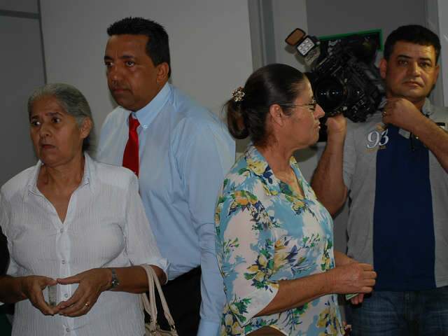  &ldquo;Todo ser humano est&aacute; sujeito a erro&rdquo;, diz pai de rapaz que matou seguran&ccedil;a