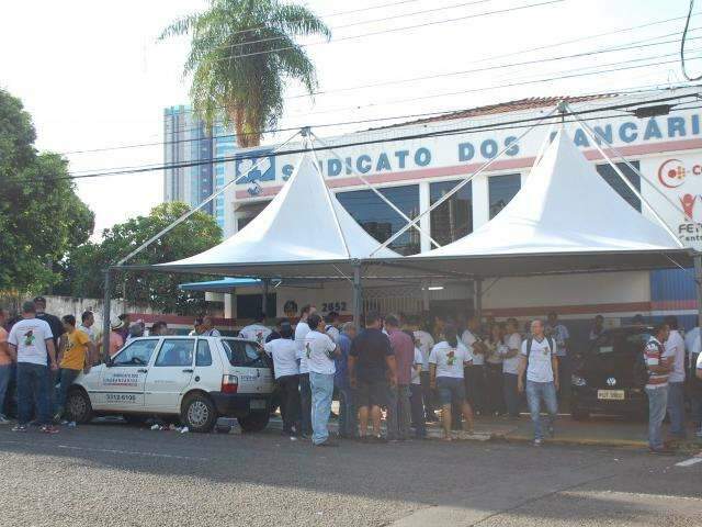 Elei&ccedil;&atilde;o para presidente do sindicato dos banc&aacute;rios deve acabar nesta madrugada