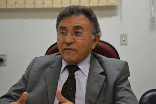 Juiz defende "justi&ccedil;a terap&ecirc;utica" contra drogas